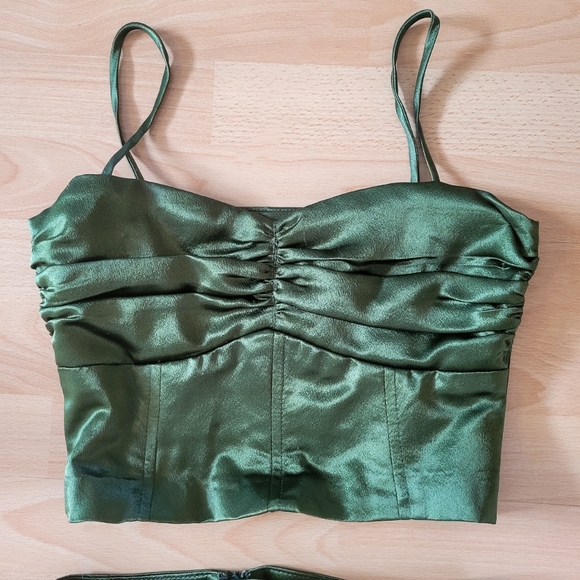 Custom made skirt and top set - Picture 2 of 6